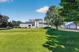 782 Center Rd, Stoughton, WI 53589 - Photo 52