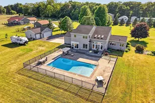 782 Center Rd, Stoughton, WI 53589 - Photo 4