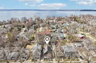 1130 E Gorham St, Madison, WI 53703 - Photo 4