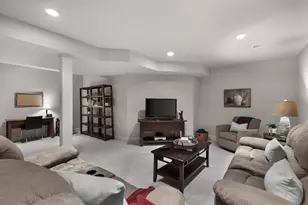 2612 Gallagher Dr, Fitchburg, WI 53711 - Photo 30