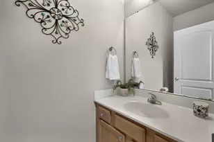 2612 Gallagher Dr, Fitchburg, WI 53711 - Photo 16