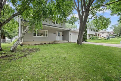 4802 Onyx Lane, Madison, WI 53714 - Photo 2