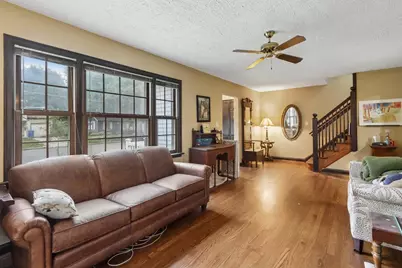 7008 Elmwood Avenue, Middleton, WI 53562 - Photo 4