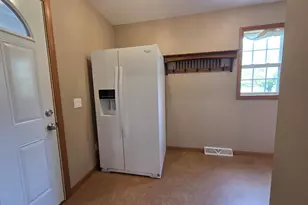 W7918 Payton Dr, Pardeeville, WI 53954 - Photo 16