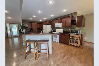 W7918 Payton Drive, Pardeeville, WI 53954 - Photo 8