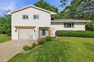2355 Blue Grass Ln, Fitchburg, WI 53711 - Photo 2