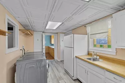 319 W Franklin Street, Portage, WI 53901 - Photo 30