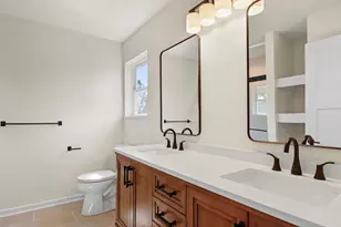 2810 Big Bluestem Pkwy, Fitchburg, WI 53711 - Photo 14