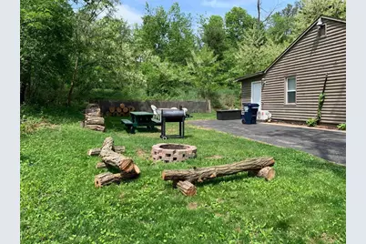 1087 E Hiawatha Drive, Wisconsin Dells, WI 53965 - Photo 12