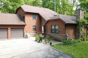 311 Maple Heights Rd, Marshall, WI 53559 - Photo 4
