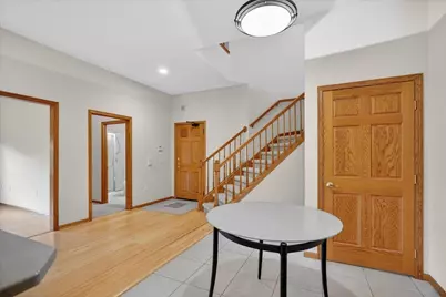 5418 Old Middleton Road #301, Madison, WI 53705 - Photo 8