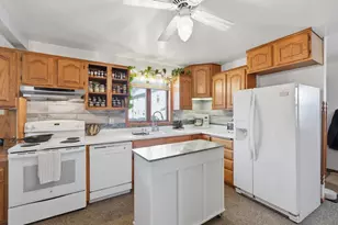 113-115 S Beebe St, Marshall, WI 53559 - Photo 10