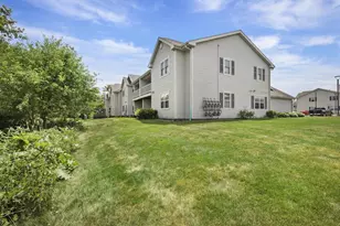 933 Park St, Oregon, WI 53575 - Photo 6