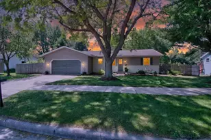1156 12th St, Baraboo, WI 53913 - Photo 2
