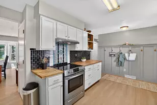 1156 12th St, Baraboo, WI 53913 - Photo 6