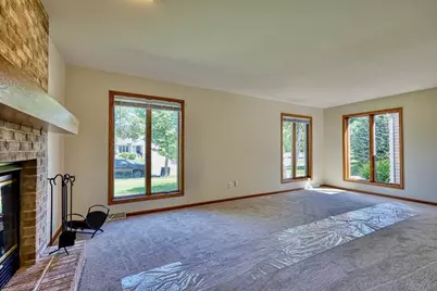 6413 Dylyn Drive, Madison, WI 53719 - Photo 6