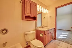 6413 Dylyn Dr, Madison, WI 53719 - Photo 22