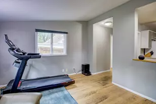 207 S Owen Dr, Madison, WI 53705 - Photo 16