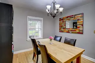 207 S Owen Dr, Madison, WI 53705 - Photo 8