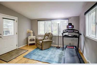207 S Owen Drive, Madison, WI 53705 - Photo 14