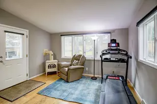 207 S Owen Dr, Madison, WI 53705 - Photo 14