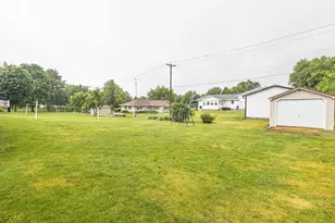811 S Madison St, Cuba City,  53807 - Photo 28