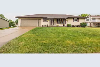 811 S Madison Street, Cuba City,  53807 - Photo 34
