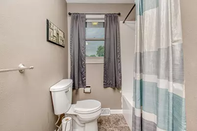 811 S Madison Street, Cuba City,  53807 - Photo 16