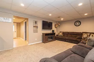 811 S Madison St, Cuba City,  53807 - Photo 20