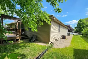 9500 Grayce Dr, Sturtevant, WI 53177 - Photo 52