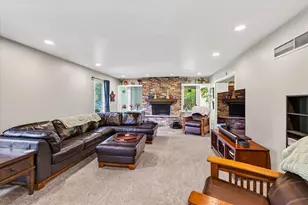 833 River St, Portage, WI 53901 - Photo 8