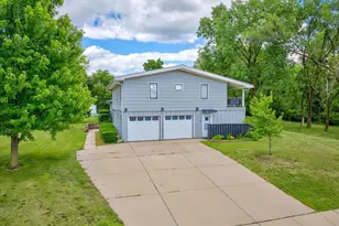 833 River St, Portage, WI 53901 - Photo 6