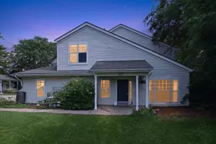 2991 Holborn Cir, Madison, WI 53718 - Photo 2
