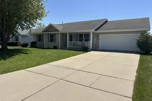 3718 Labrador Dr, Janesville, WI 53546 - Photo 1