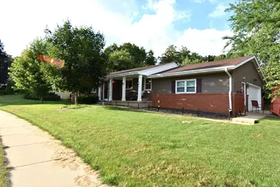 100 Grandview Drive, Sun Prairie, WI 53590 - Photo 1