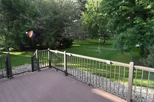 100 Grandview Dr, Sun Prairie, WI 53590 - Photo 6