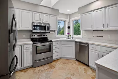 1128 Virdon Drive, Sun Prairie, WI 53590 - Photo 10