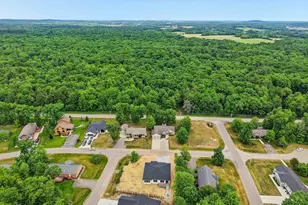 386 Oakbrook Dr, Wisconsin Dells, WI 53965 - Photo 68