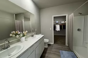317 Julie Ct, Belleville, WI 53508 - Photo 8