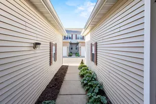 3829 Maple Grove Dr, Madison, WI 53719 - Photo 48