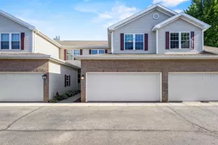 3829 Maple Grove Dr, Madison, WI 53719 - Photo 6