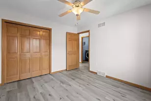 3829 Maple Grove Dr, Madison, WI 53719 - Photo 36