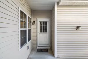 3829 Maple Grove Dr, Madison, WI 53719 - Photo 2