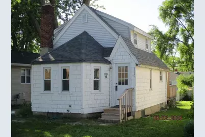 3530 Ridgeway Avenue, Madison, WI 53704 - Photo 2
