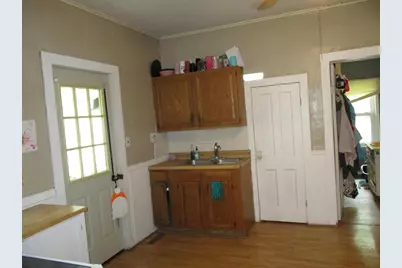 215 S Prairie Street, Prairie Du Chien, WI 53821 - Photo 12