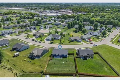 2055 Willow Run, Reedsburg, WI 53959 - Photo 6