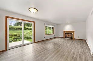3702 Spring Hill Ct, Middleton, WI 53562 - Photo 16