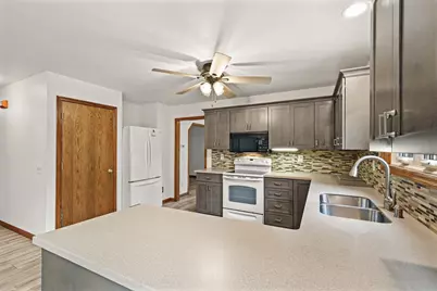 3702 Spring Hill Court, Middleton, WI 53562 - Photo 12