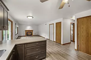 3702 Spring Hill Ct, Middleton, WI 53562 - Photo 14