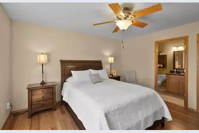909 Tony Drive, Madison, WI 53704 - Photo 12